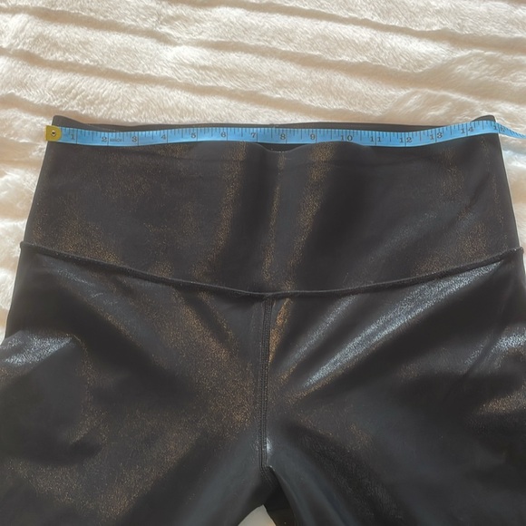Knix x The Birds Papaya Sculpt High Waist Stretchy Faux Leather Leggings size L - Picture 11 of 16